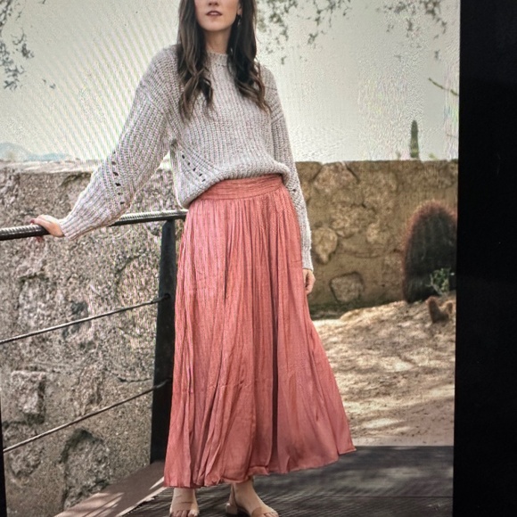 J. Crew Dresses & Skirts - J.Crew Re-Imagined Coral rose pleated Maxi